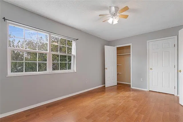 2 bed, 1.5 bath, 1080 sqft, $1,200 — Photo 4
