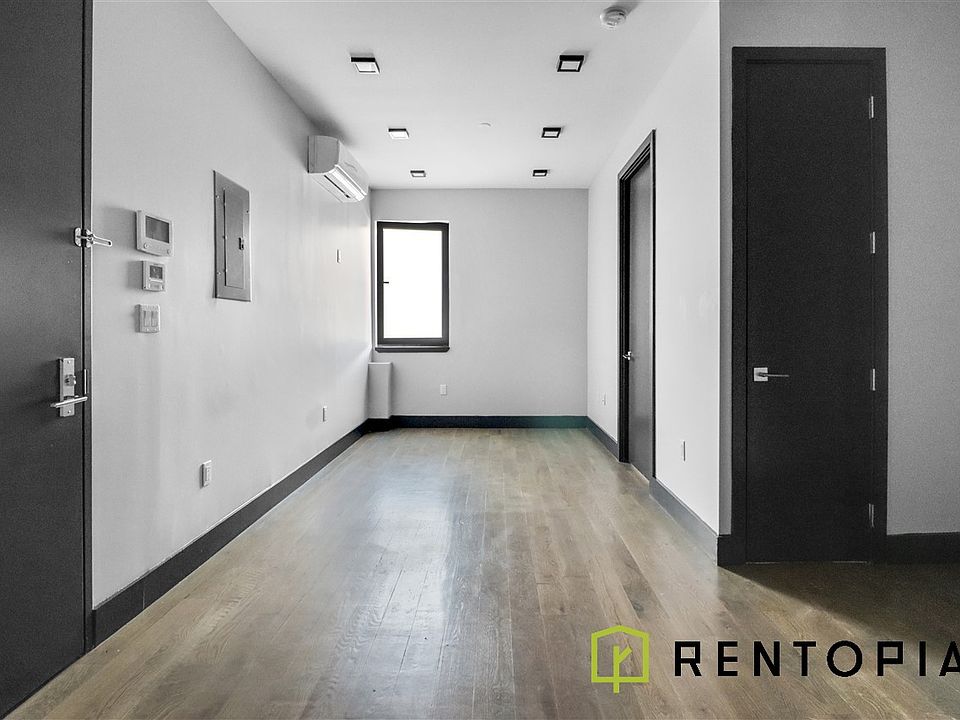 1st image of 475 Grand St APT 1A