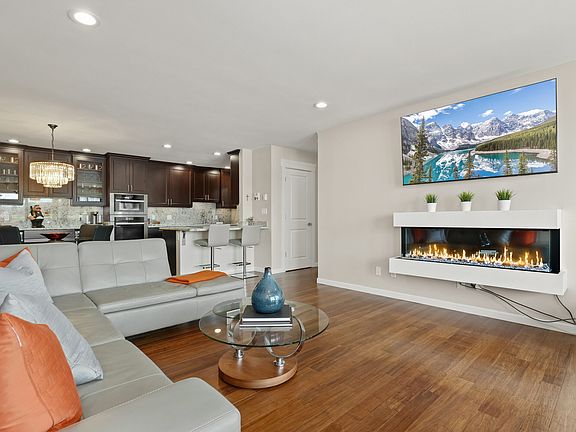 3rd image of 515 Lake St S APT 309