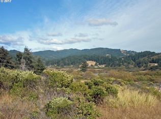 24360 Carpenterville Rd, Brookings, OR 97415