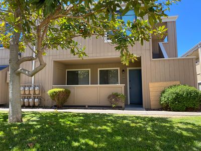 820 Casanova Ave APT 3, Monterey, CA, 93940