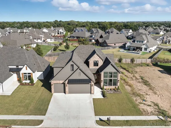 14255 S Evanston Ave, Bixby, OK 74008