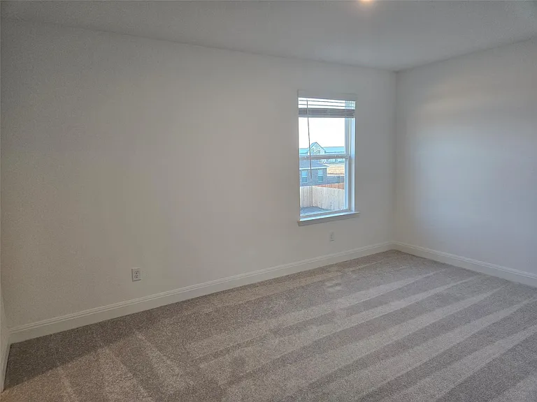 408 Acuff Ln — Photo 31