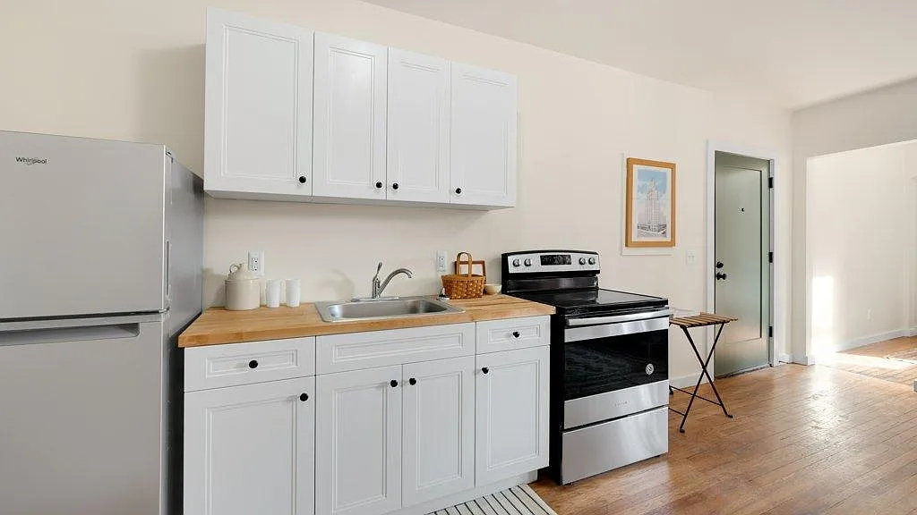 1 bed, $950 — Photo 4