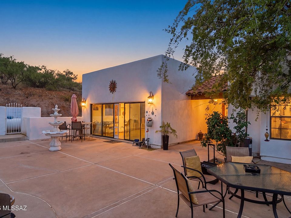 1st image of 221 Paseo Tamex