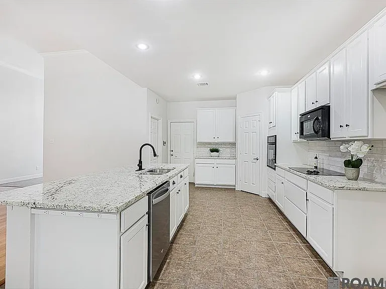 22782 Greencliff Dr — Photo 7