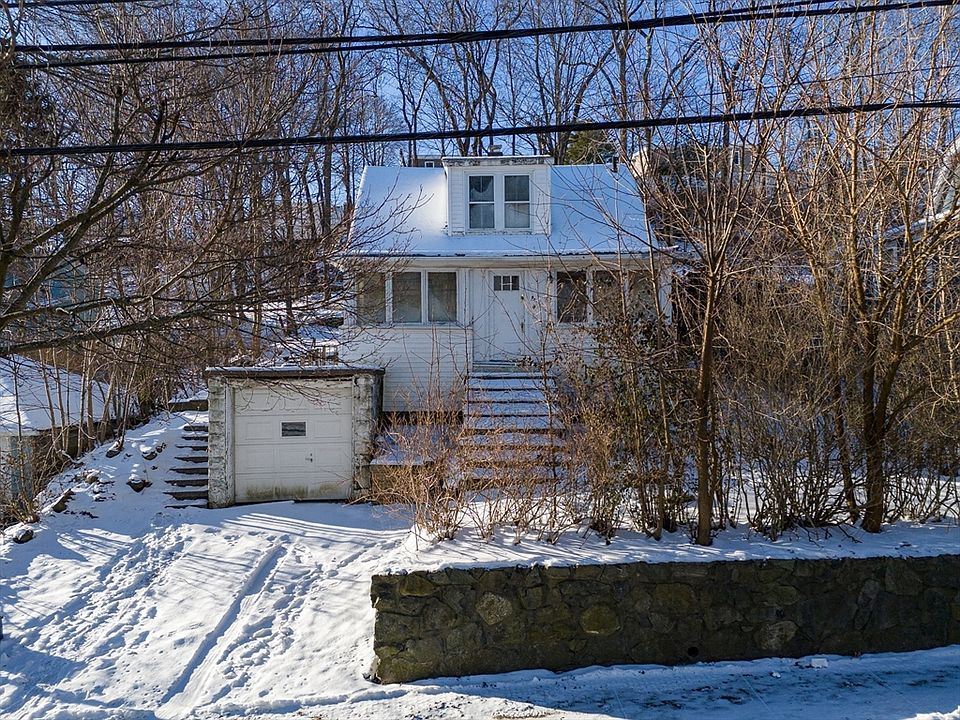 62 Lake St, Waltham, MA 02451 Zillow