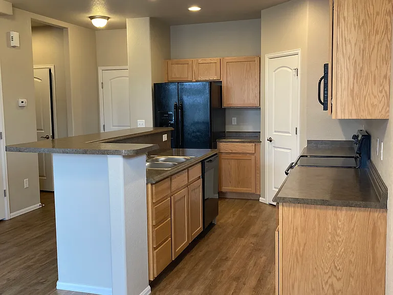 2756 Exmoor Ln #3 — Photo 2