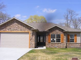 1065 Duckhead Rd, Lake Ozark, MO 65049