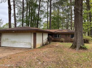 4674 Kirkley Dr, Jackson, MS 39206