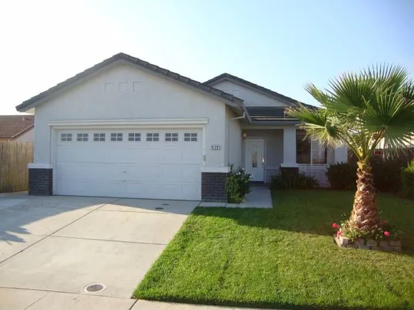 9120 Giant Panda Dr, Sacramento, CA 95829