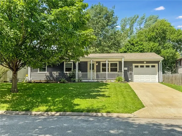 410 S Alco Ave, Maryville, MO 64468