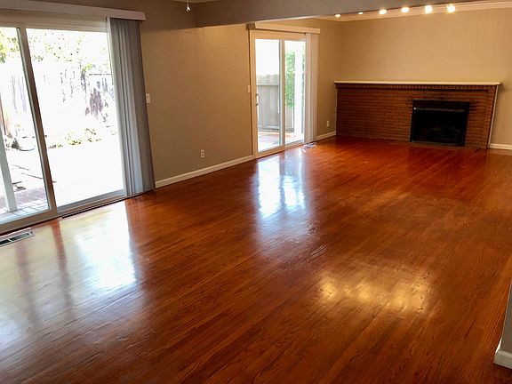5th image of 1031 Rockrose Ave