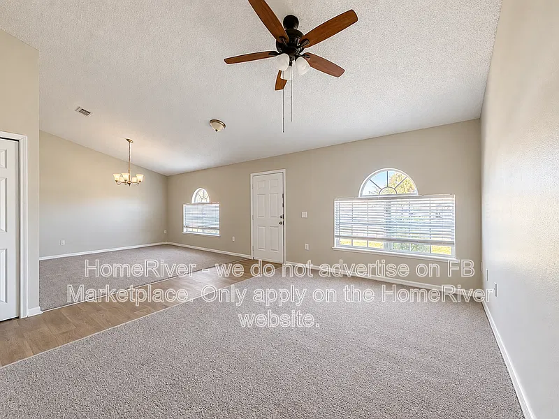 3 bed, 2.0 bath, 1996 sqft, $1,945 — Photo 2