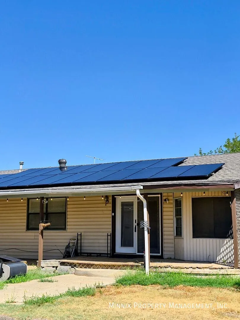 3 bedroom/ 2 bath | Amarillo | 1 acre | 14200 Savannah Rd. — Photo 4