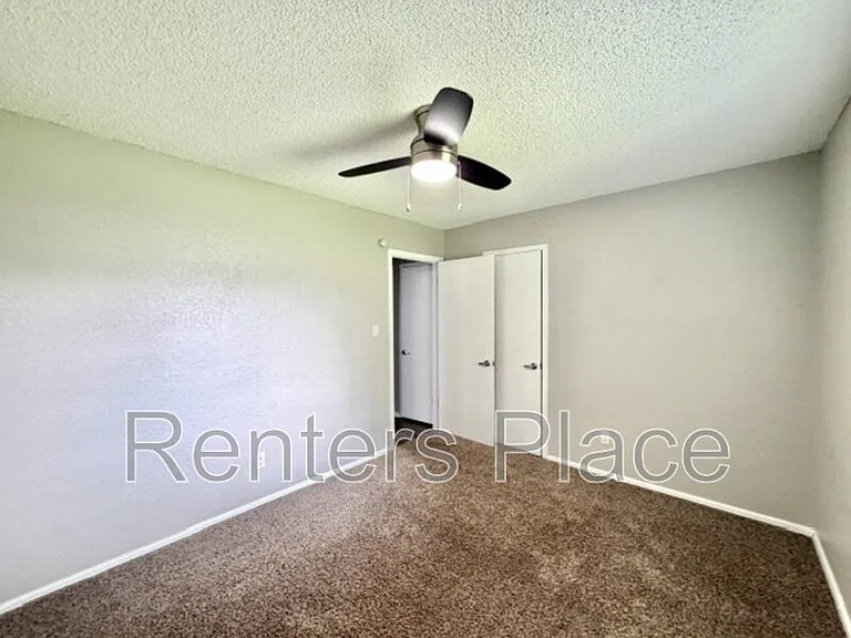 313 N Cedar St — Photo 13
