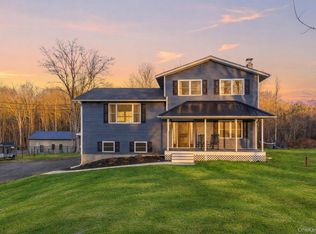 849 S Plank Rd, Slate Hill, NY 10973