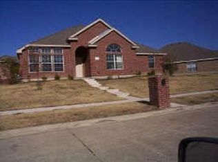 719 Fox Glen Rd, Lancaster, TX 75146