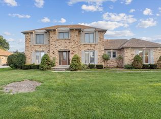 12387 Cedar Dr, Shelby Township, MI