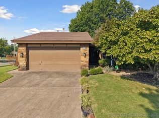 2416 S 101st East Pl, Tulsa, OK 74129