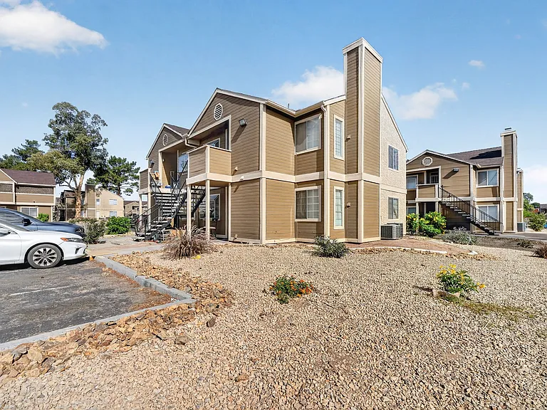 2702 Alicialynn Way #D — Photo 1