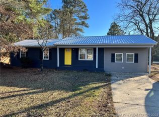 20 Myrtle Rd, Roseboro, NC 28382