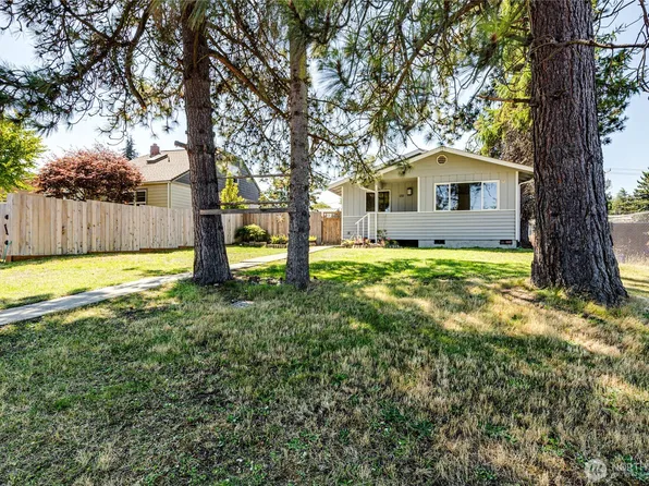 1232 W 9th Street, Port Angeles, WA 98363