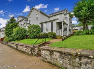 39 E Main St, Glen Lyon, PA 18617