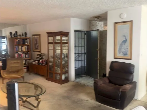 3749 Lockland Dr APT B, Los Angeles, CA 90008