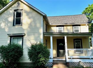 117 S Elm St, Ottawa, KS 66067