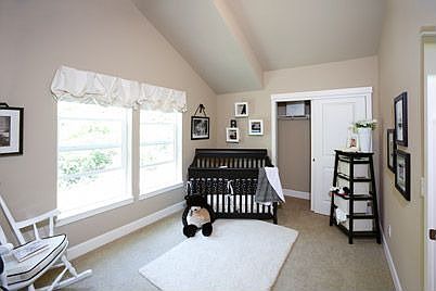 spacious 2nd bedroom