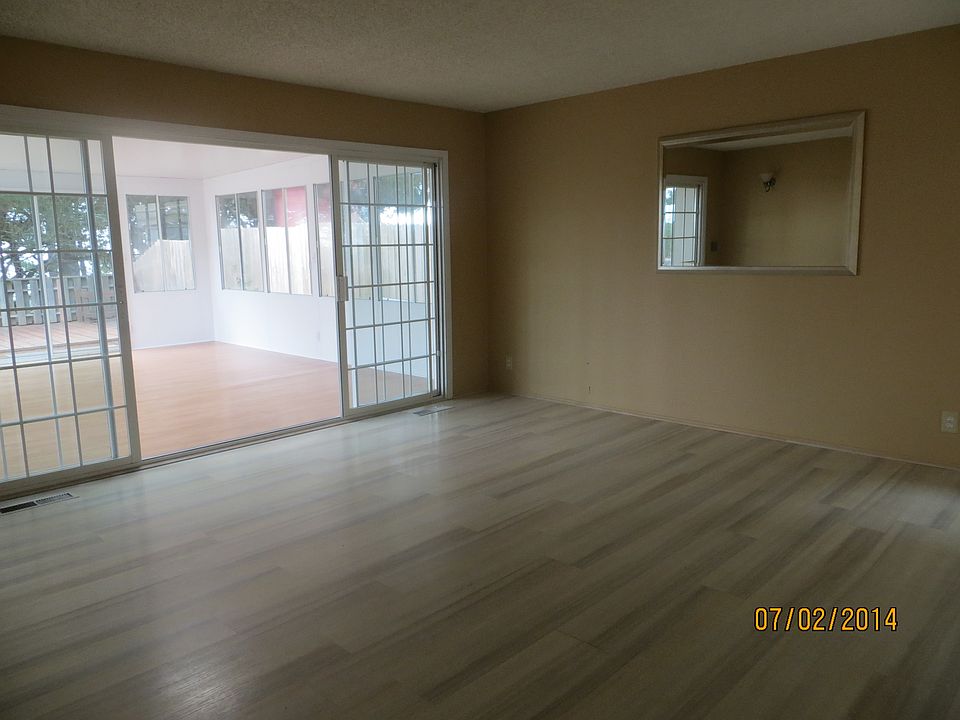1st image of 111 Fernwood Dr