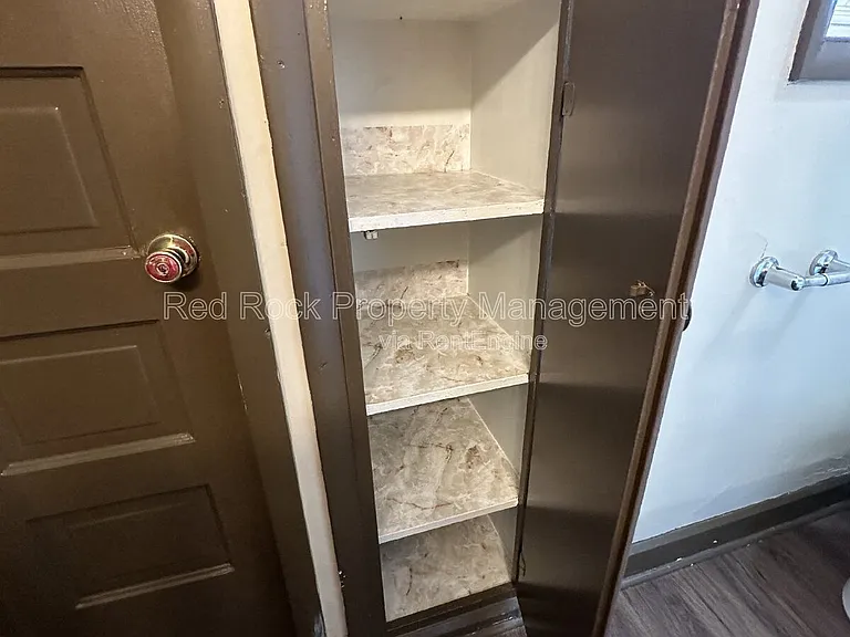 835 Elm St — Photo 10