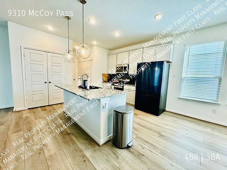 9310 McCoy Pass — Photo 12