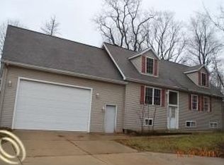 11493 Dexter Pinckney Rd, Pinckney, MI 48169