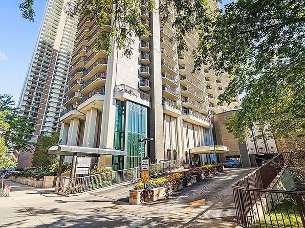 6007 N Sheridan Rd APT 12D