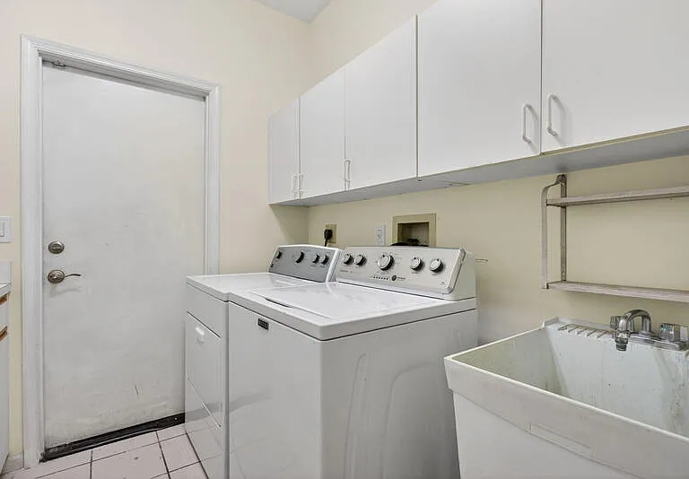 10027 Umberland Pl — Photo 39