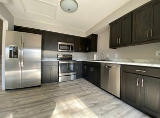 2821 Flag Ave N, New Hope, MN 55427