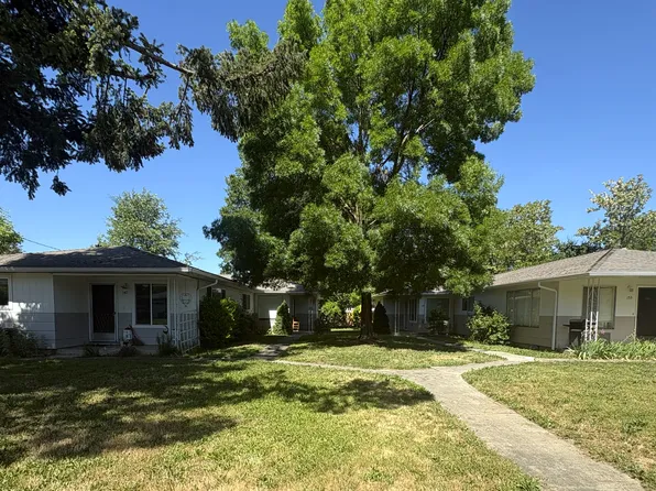 149 S Church St #149, Phoenix, OR 97535