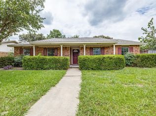 1809 Lewis Trl, Grand Prairie, TX 75052