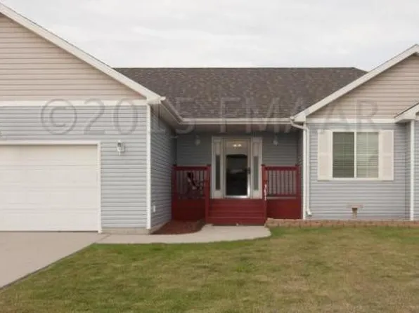 3641 Polk St S, Fargo, ND 58104