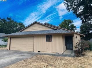 2011 SE 112th Ave, Portland, OR 97216