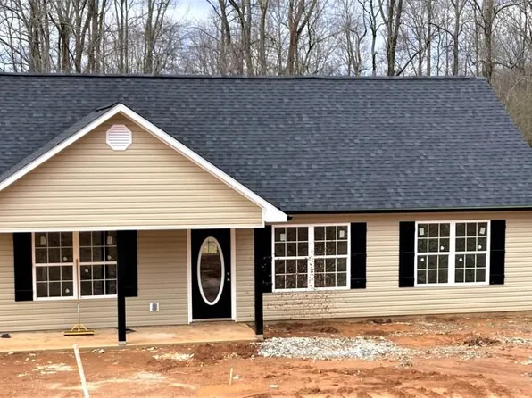 116 Pine Corner Dr, Dahlonega, GA 30533