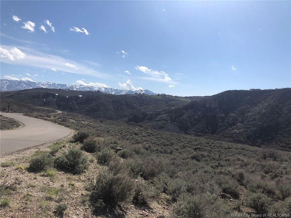 1st image of 1864 E Canyon Gate Rd