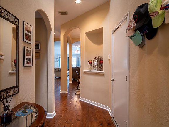 4th image of 7701 Stone Arbor Ln