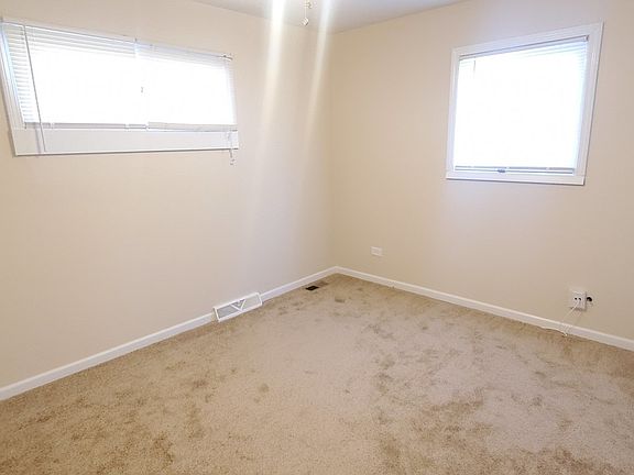 5th image of 1701 Ballentine St