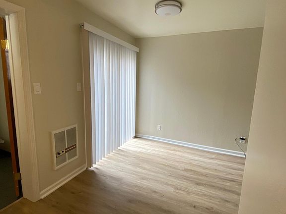 Dinette area in front of patio door