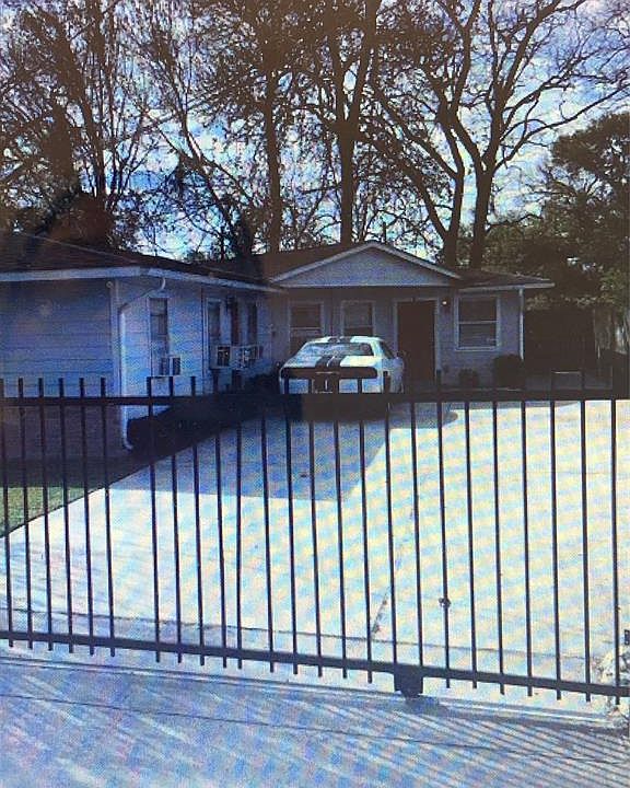 1st image of 514 E 40th 1/2 St APT A