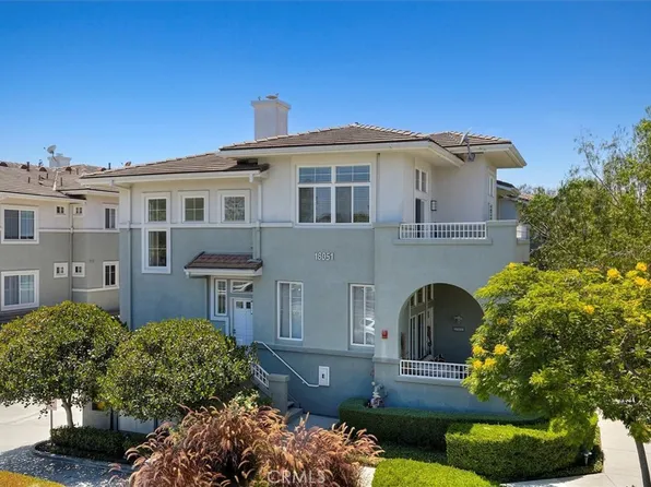 18051 Joyful Ln APT 201, Huntington Beach, CA 92648