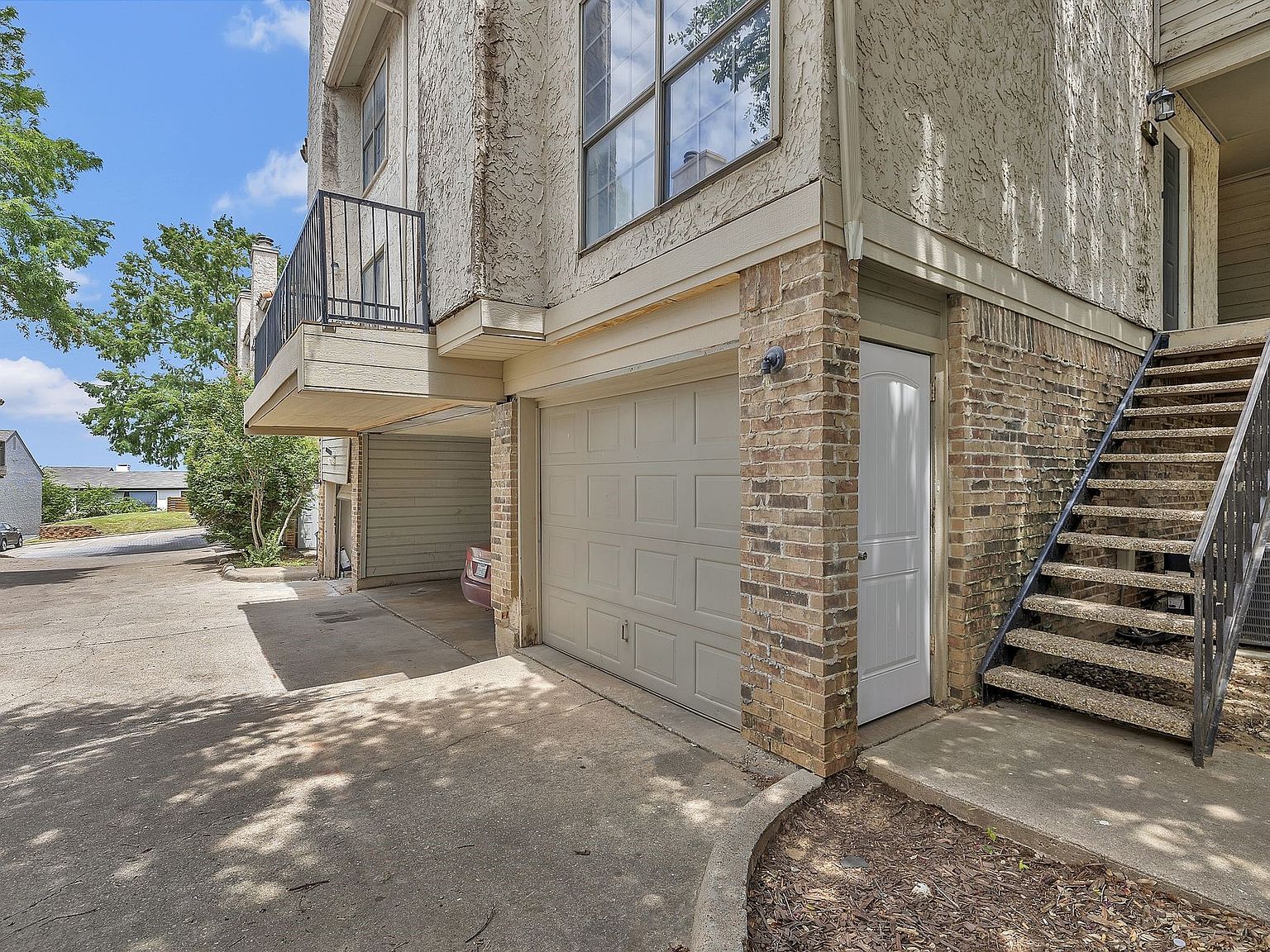 6042 Stoneybrook Dr, Fort Worth, TX 76112 MLS 20651089 Zillow